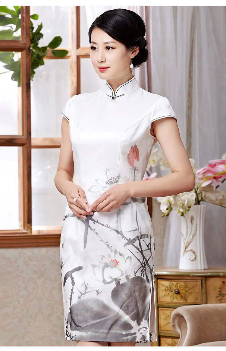 女款荷花印花真丝旗袍