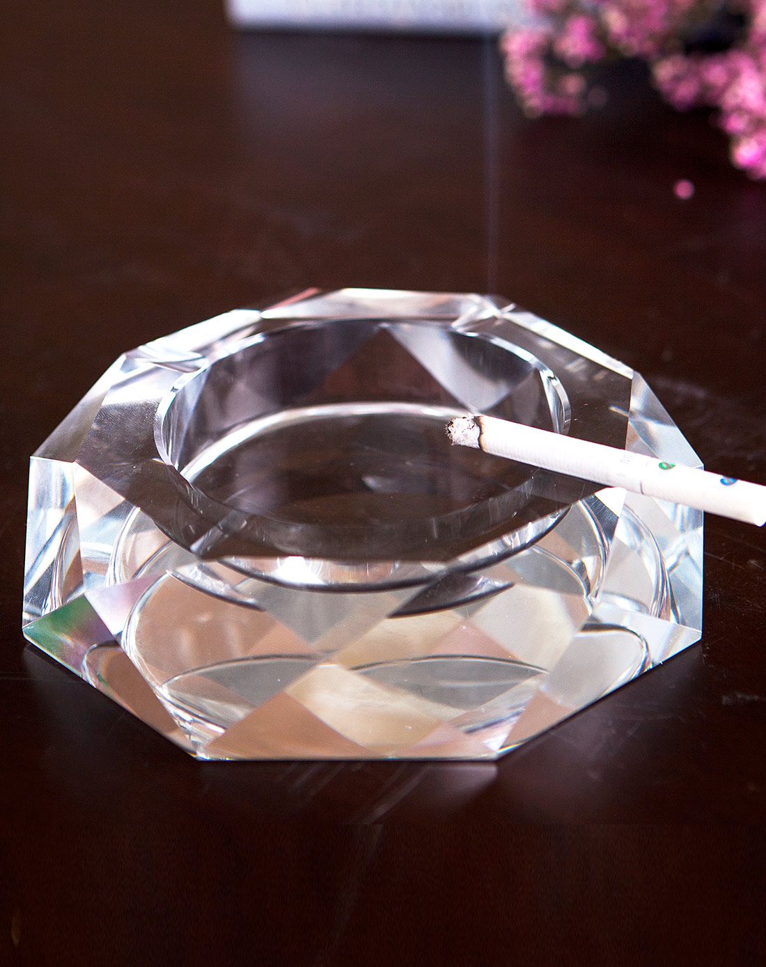 家装良品欧版k9水晶圆形烟灰缸(15*15cm)