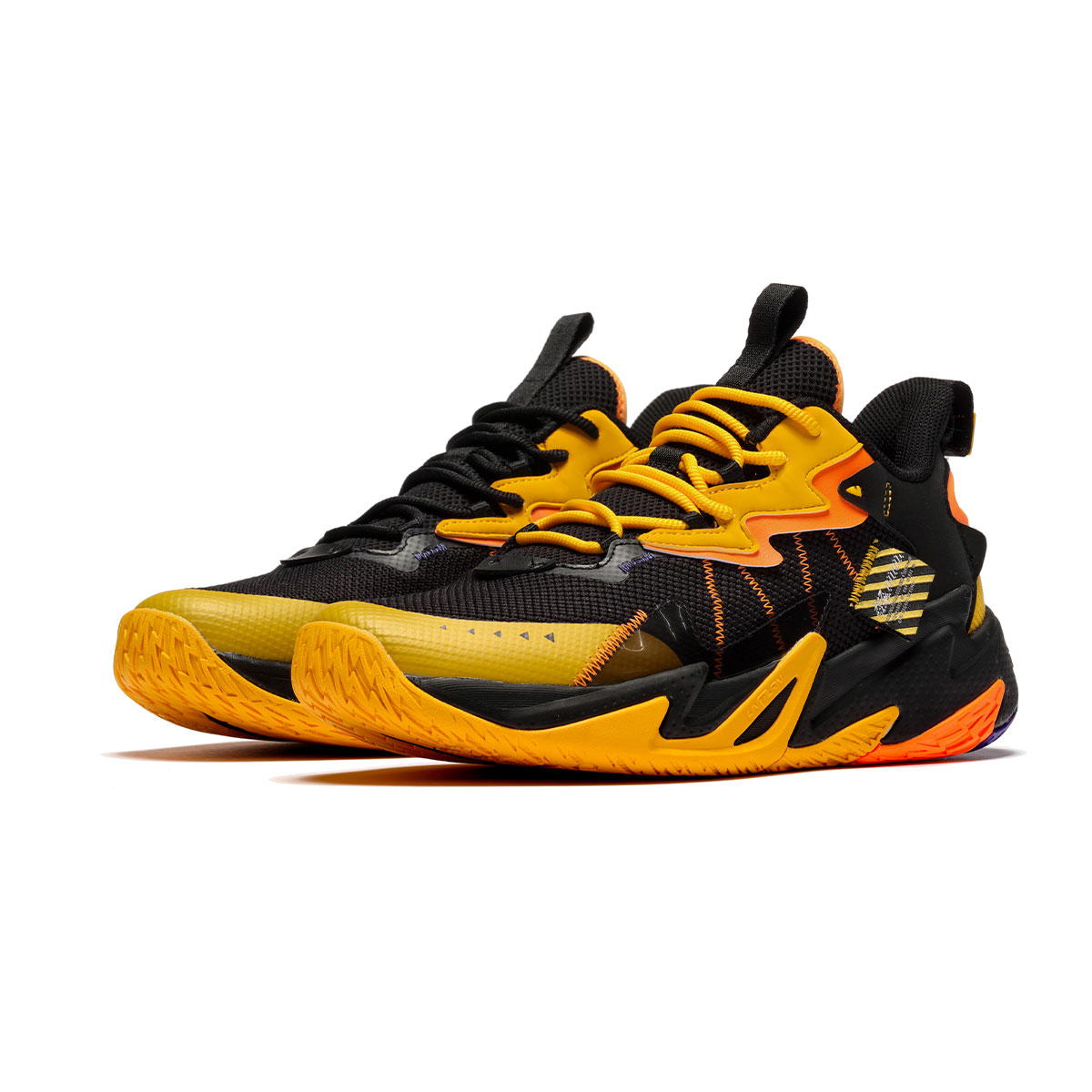 361影刃672031121男款篮球鞋