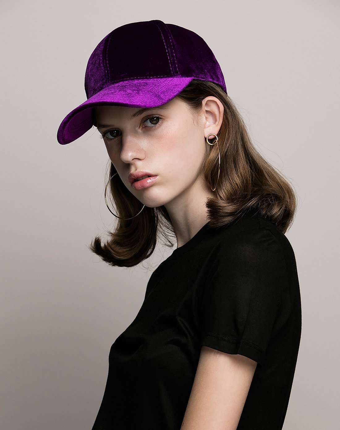 lingo codes女款潮流丝绒鸭舌帽