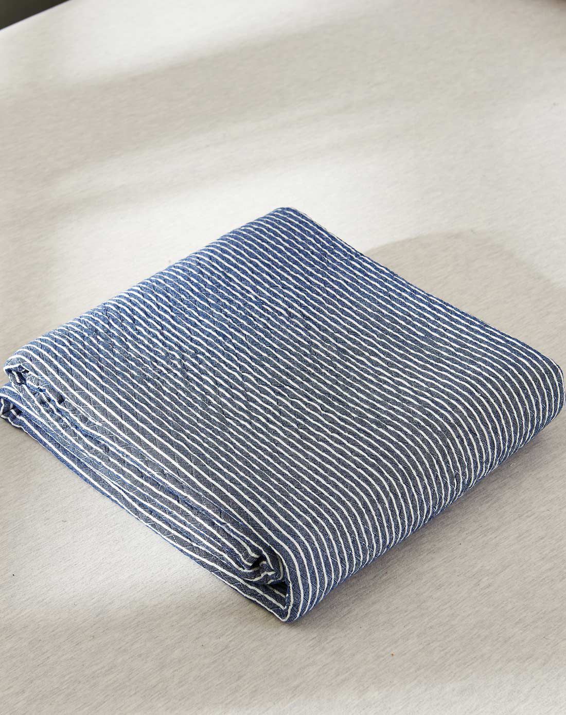 200*230cm梭织纯棉盖毯蓝细条