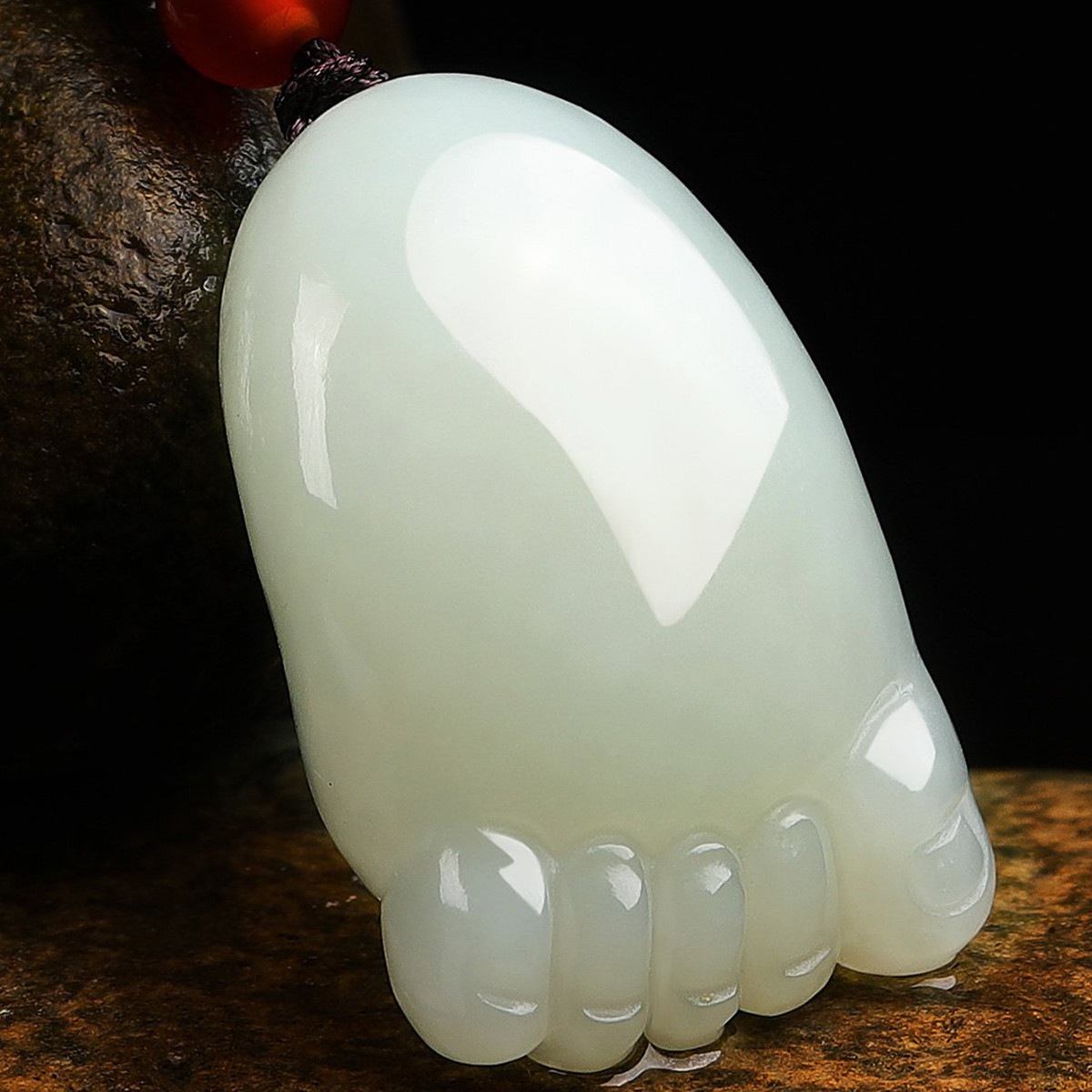 bhd和田白玉精雕知足常乐佛脚挂件/白玉吊坠/和田玉吊坠有证书