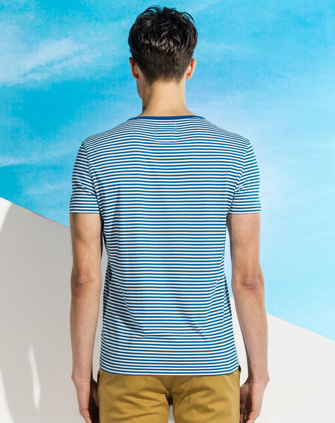 七匹狼旗下swsport(特惠)湖蓝色夏日休闲v领短t恤衫411381-01_唯品会