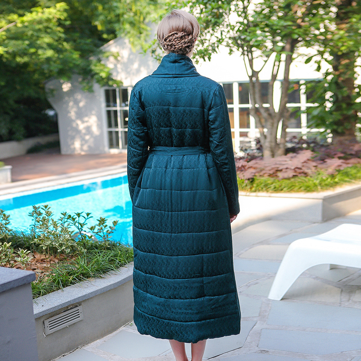 voa玛瑙绿翻领长袖横向绗缝袍子裹衣式御寒长款真丝棉衣