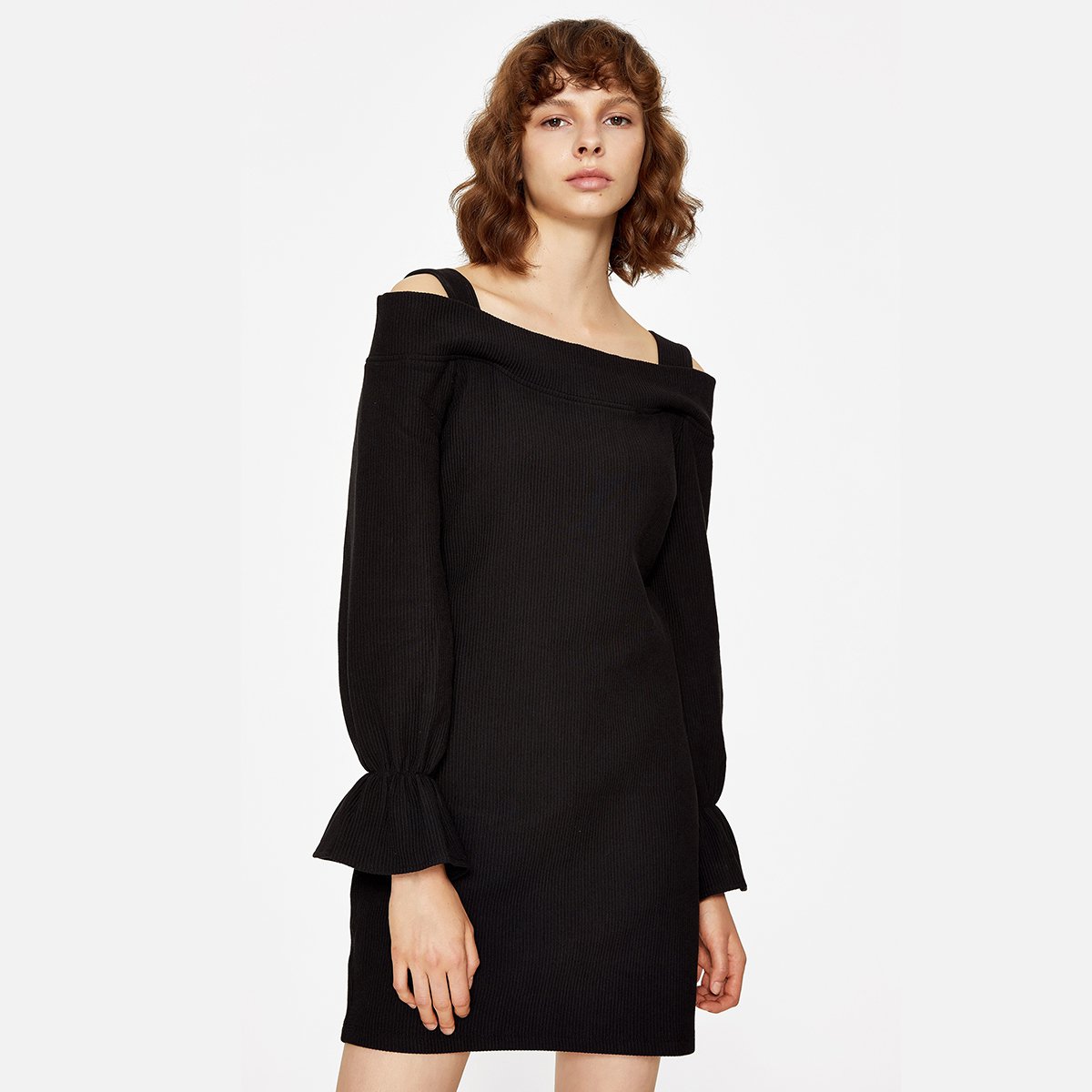 ur青春女装修身露肩长袖扎袖h型连衣裙yv10s7bn2003