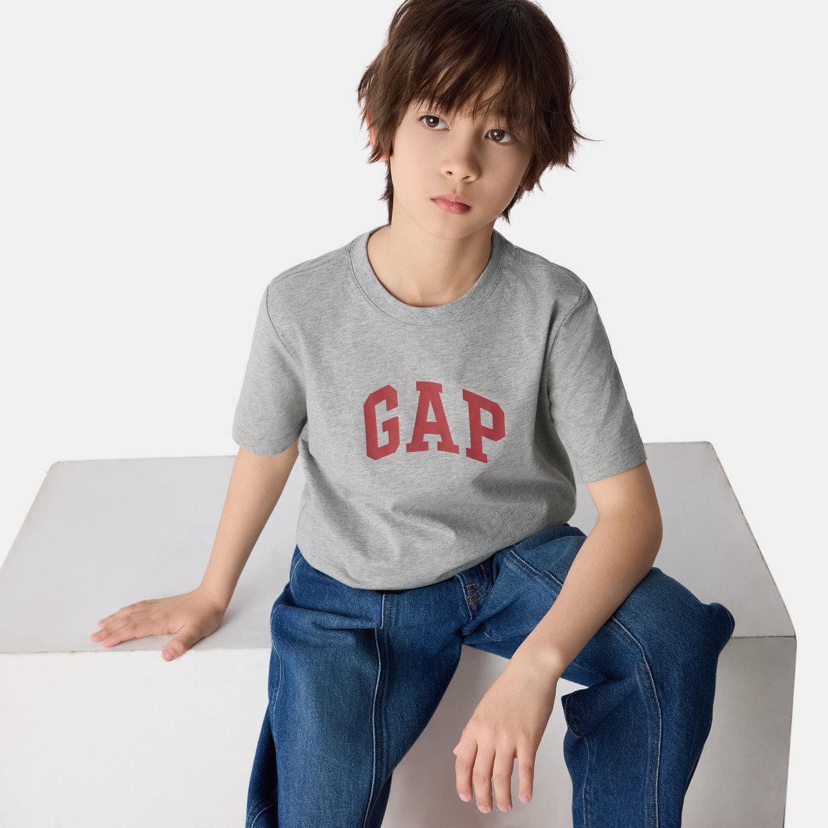 ��� Gap ��Ůͯ������logoӡ��Բ�����T�� ��ͯװ���� 894372 60Ԫ