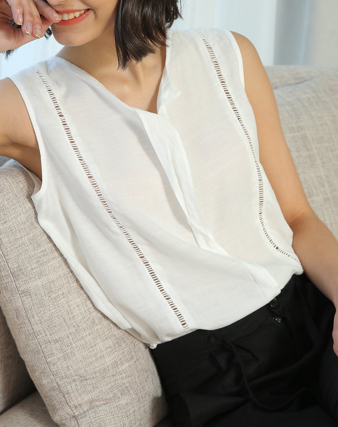 esback/伊思君凯2018夏季新款女士背心白色针织无袖外穿背心女简约