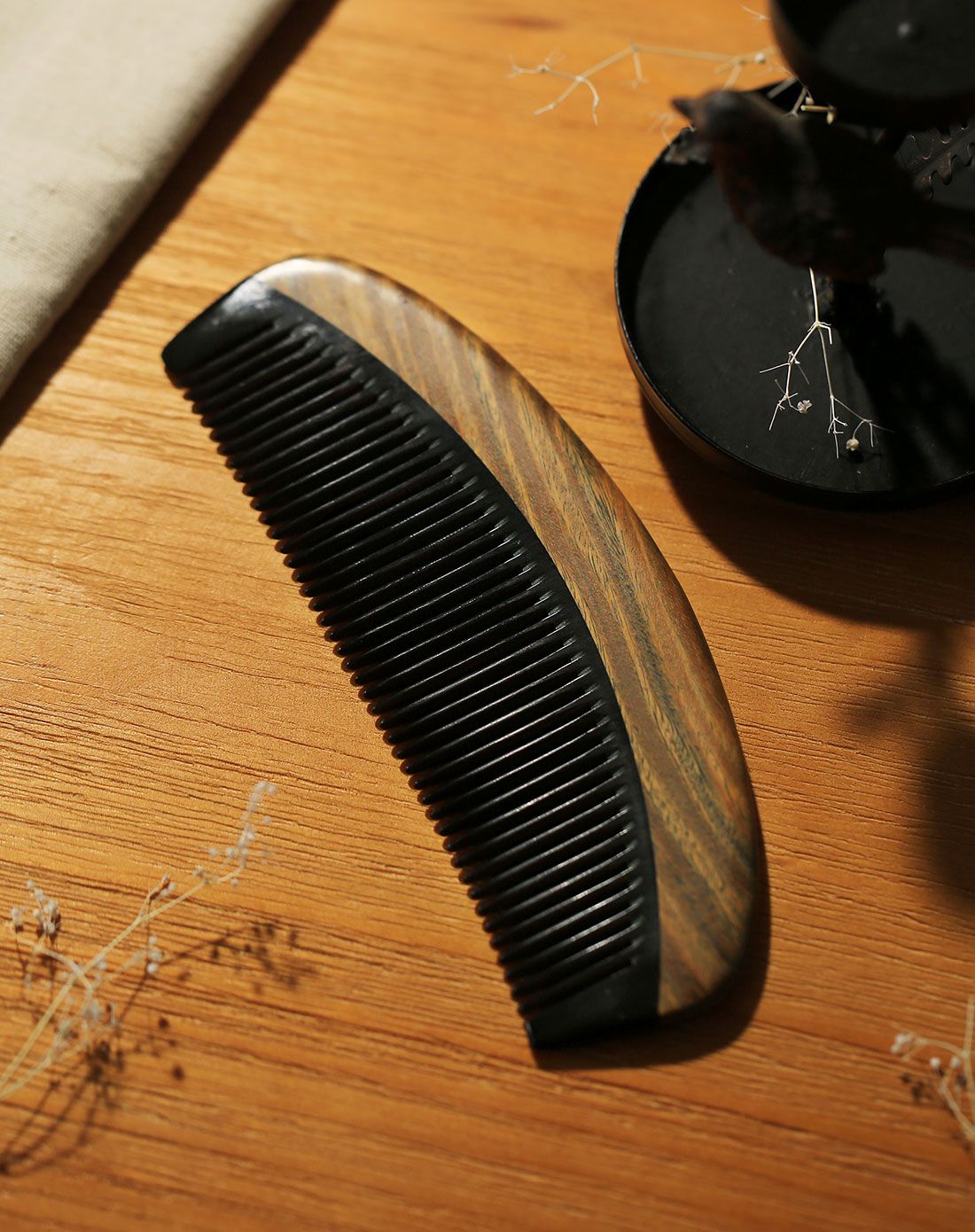 梳子发不挂发,绿檀拼牛角月弯梳子