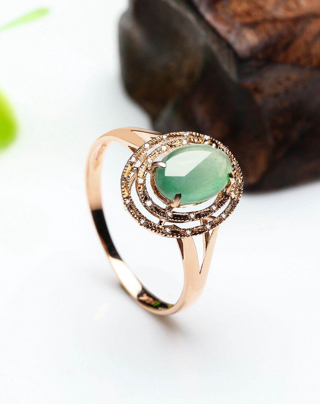 东方翡翠 浓阳绿精镶18k金钻天然a货铁龙生翡翠戒指