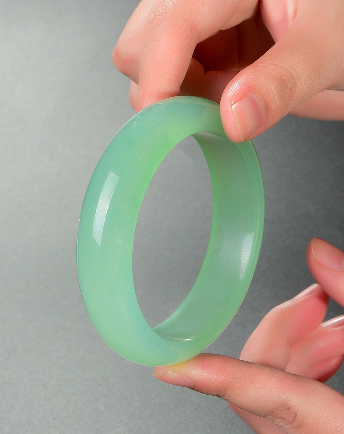 凤禧 婉柔清雅石英岩玉手镯