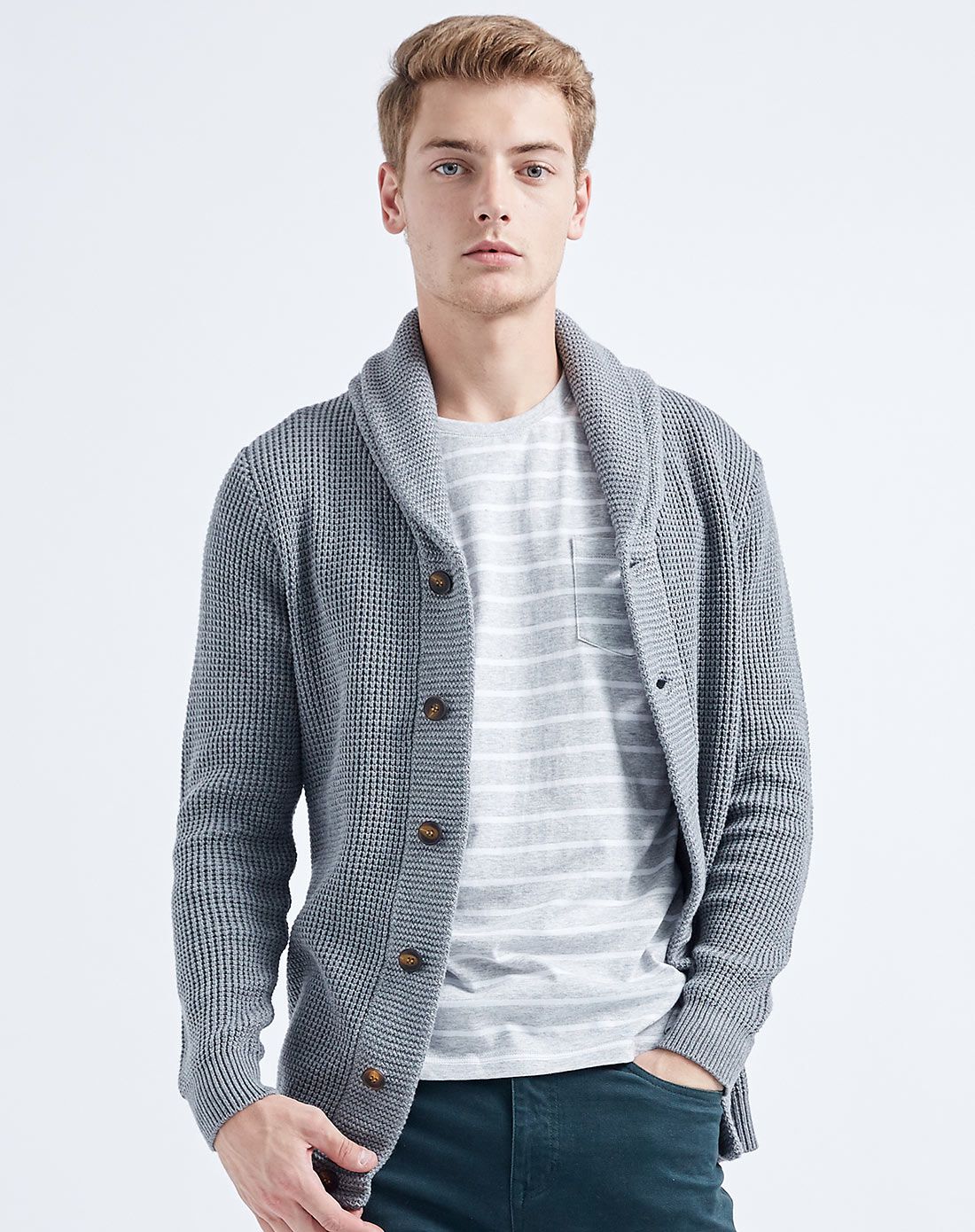 青果领针织开衫