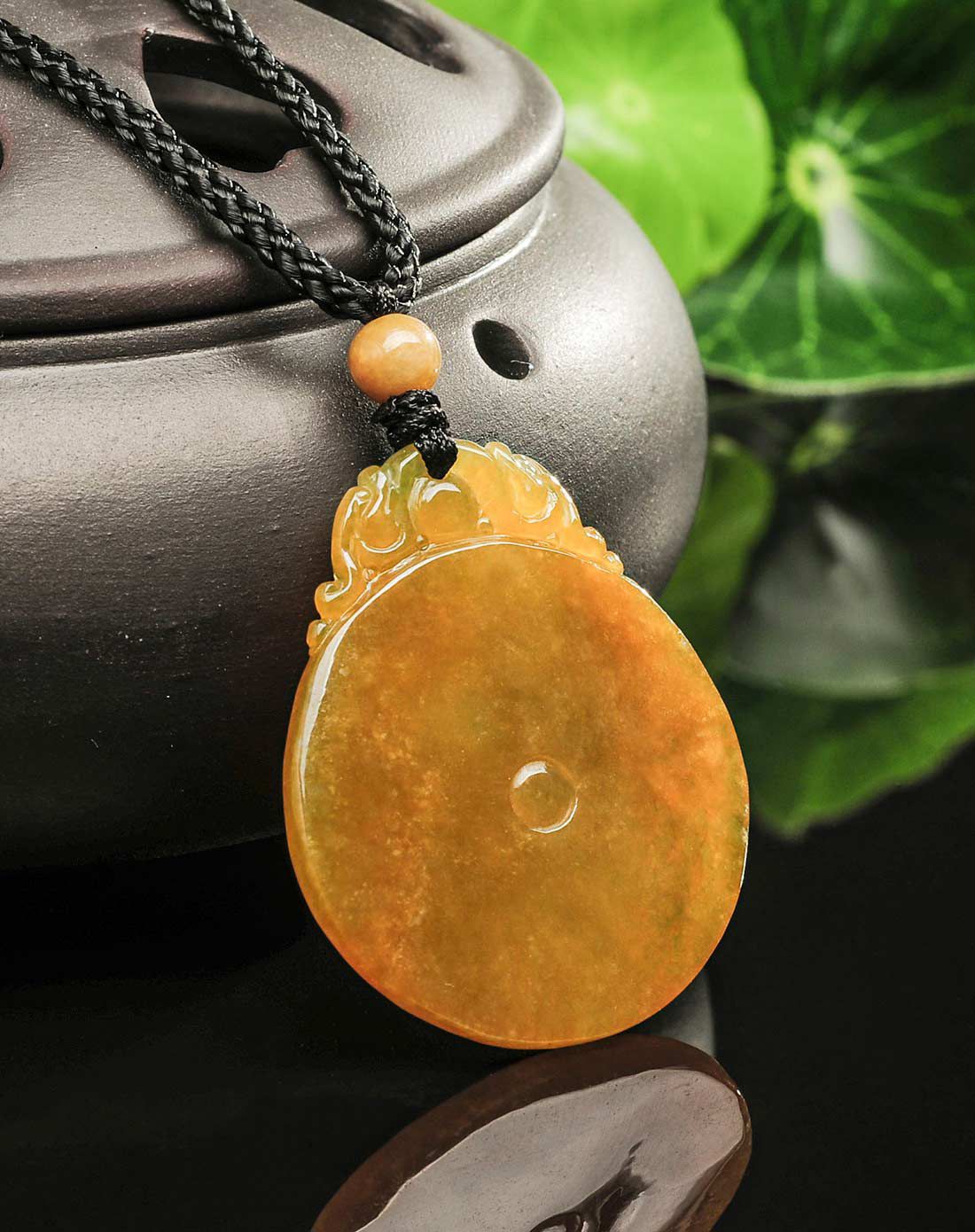 玛丽.温莎 冰糯种褐黄翡财源滚滚翡翠吊坠(附证书)