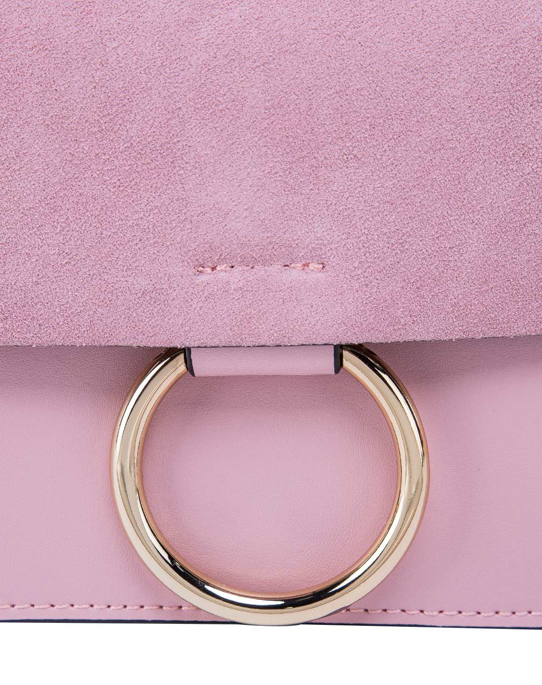 女款粉色磨砂皮时尚环饰百搭斜挎包