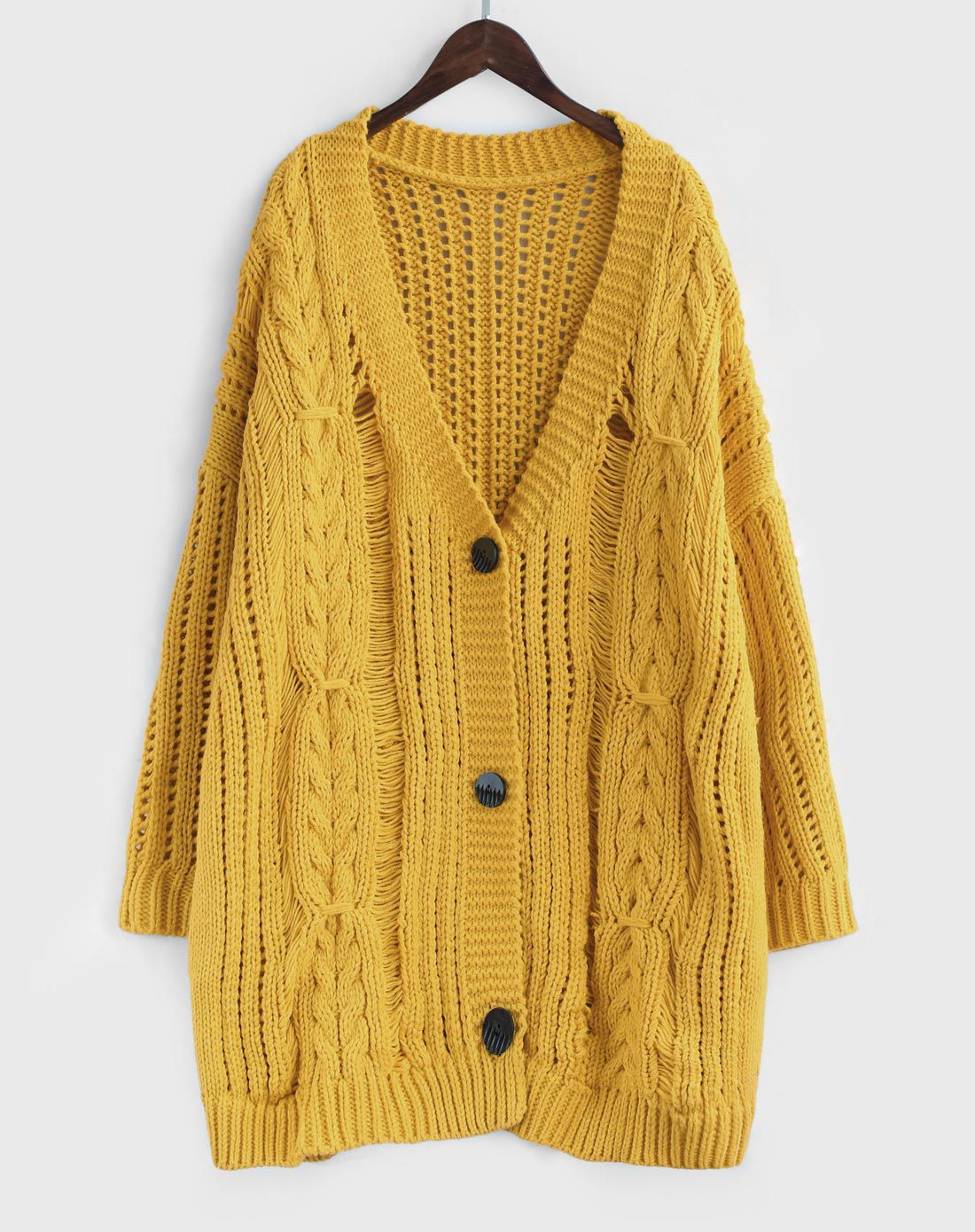 黑场镜头 文艺镂空麻花纱线毛衣