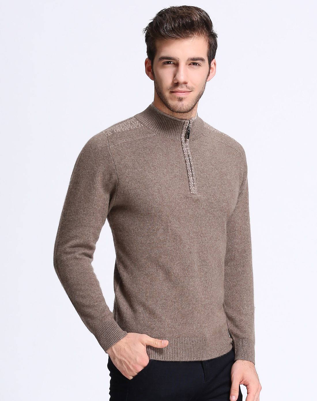 男款驼色时尚百搭拉链小立领羊绒衫