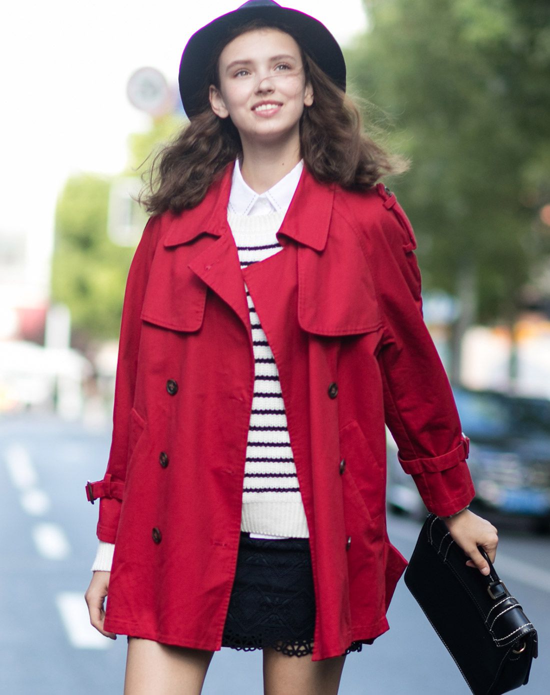 女款藏青中长款宽松版插肩袖净色风衣外套