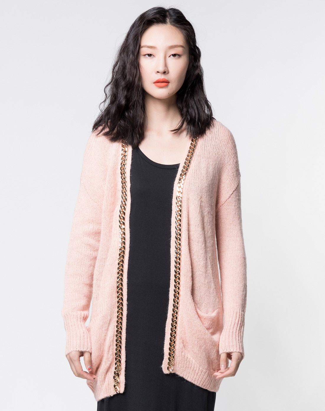 粉红色时尚经典开襟针织衫