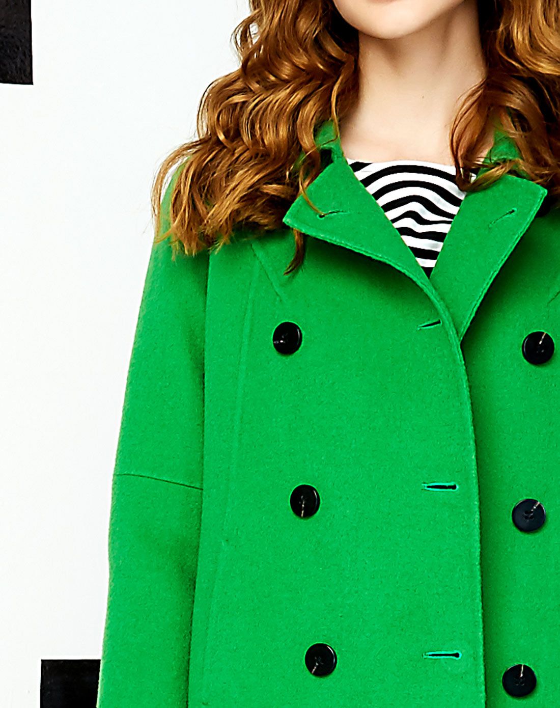 果绿色双排扣毛呢大衣