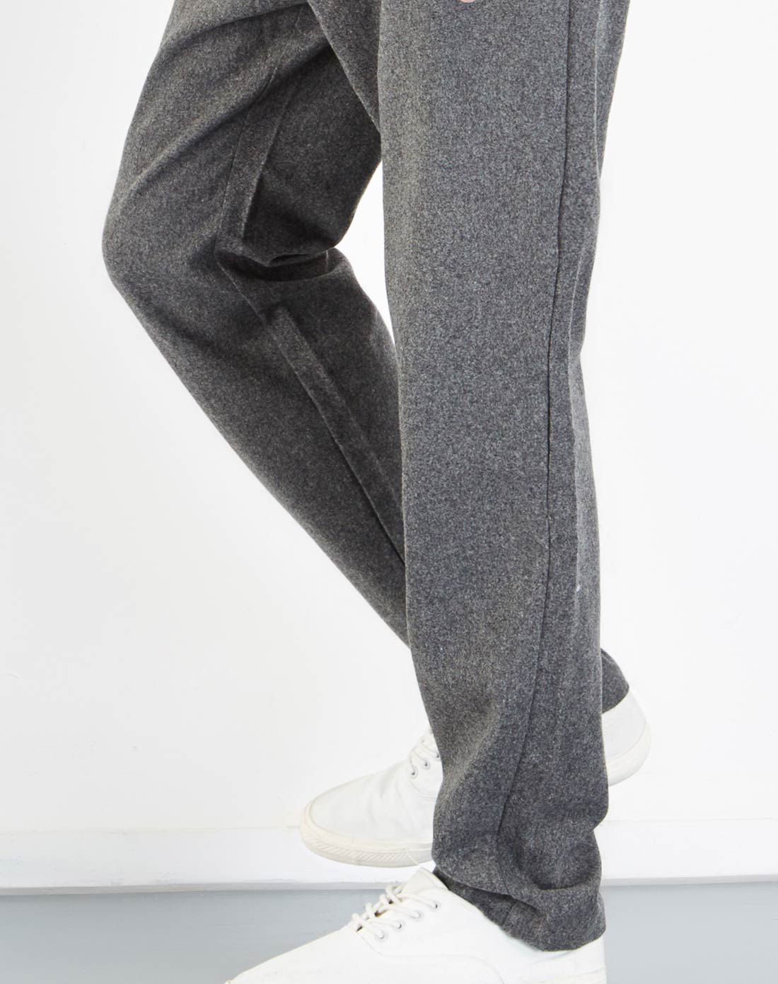 藕灰色时尚休闲男士长裤