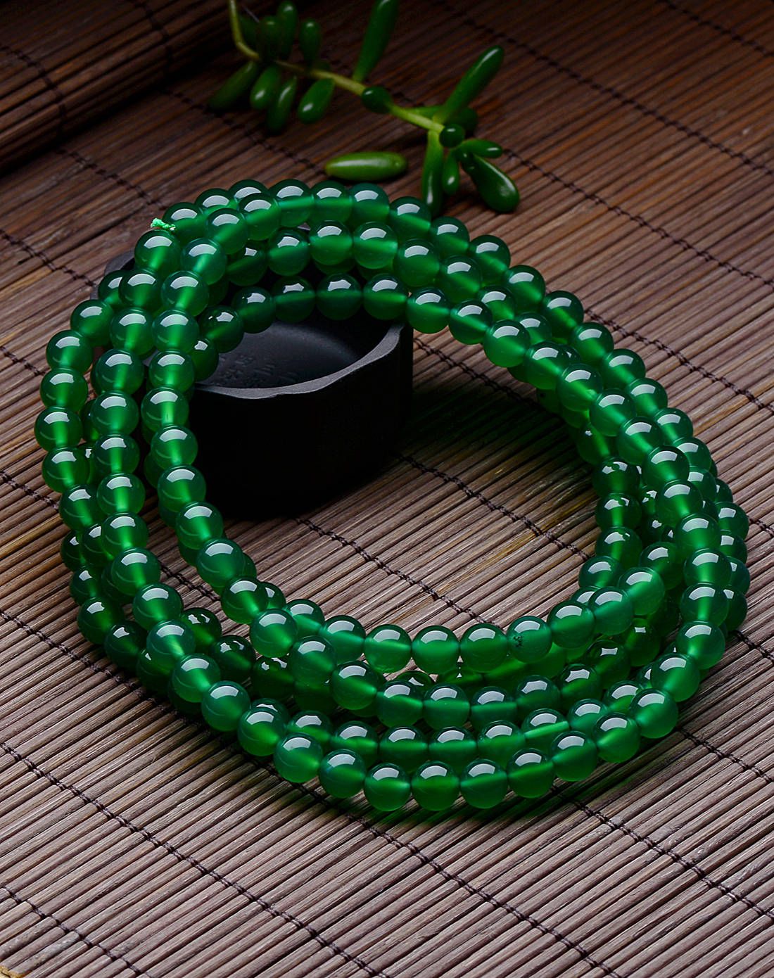 金万年 8mm绿玉髓项链