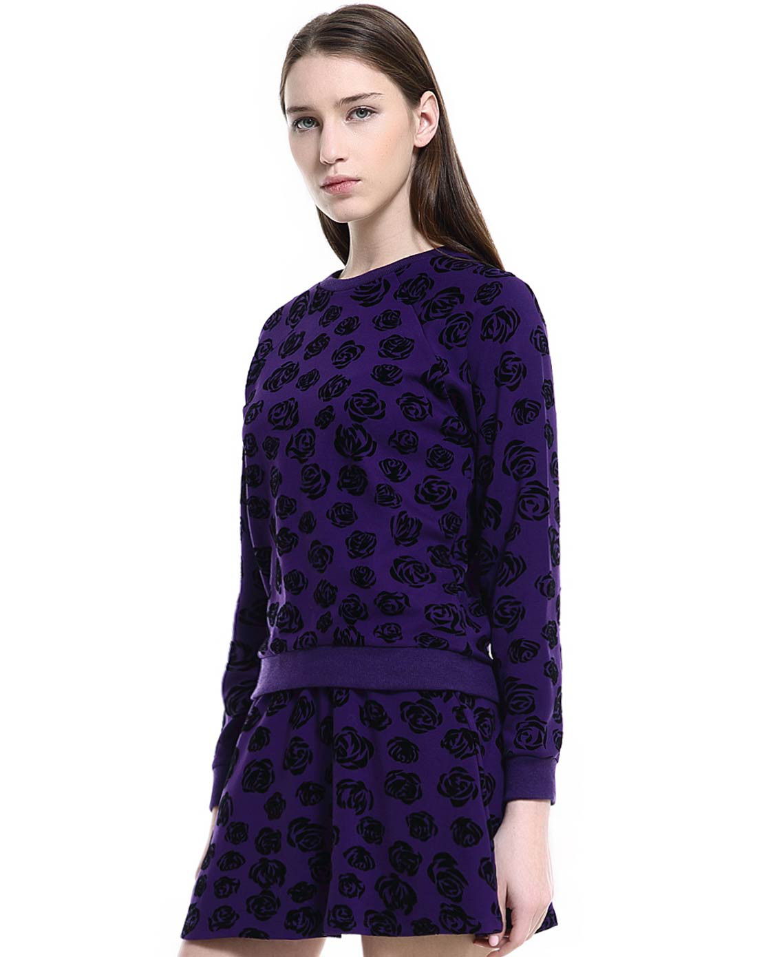 时尚茄皮紫长袖t恤