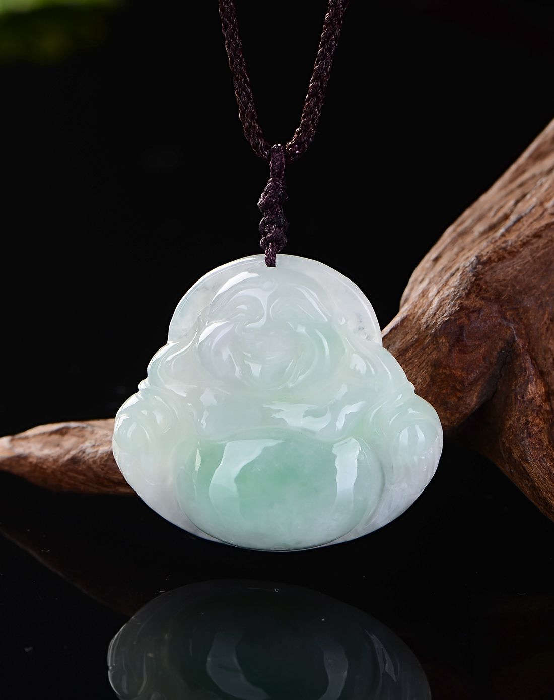 伊戴娇 天然翡翠a货豆种绿底佛公挂件