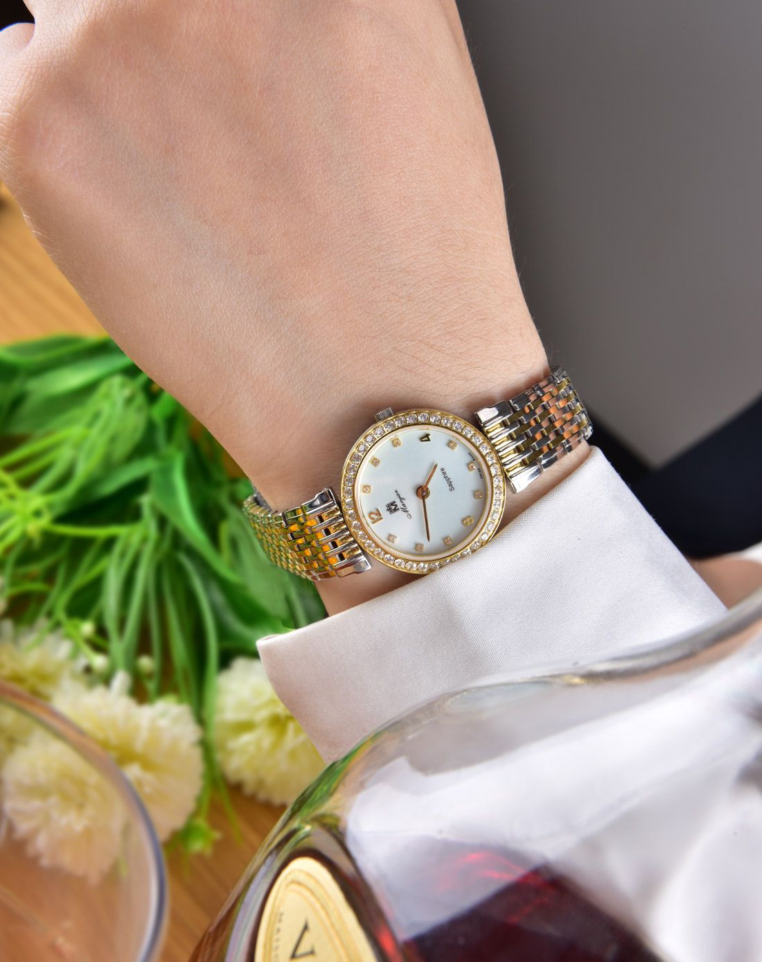 名爵 真钻时位优雅轻薄型时尚石英女表