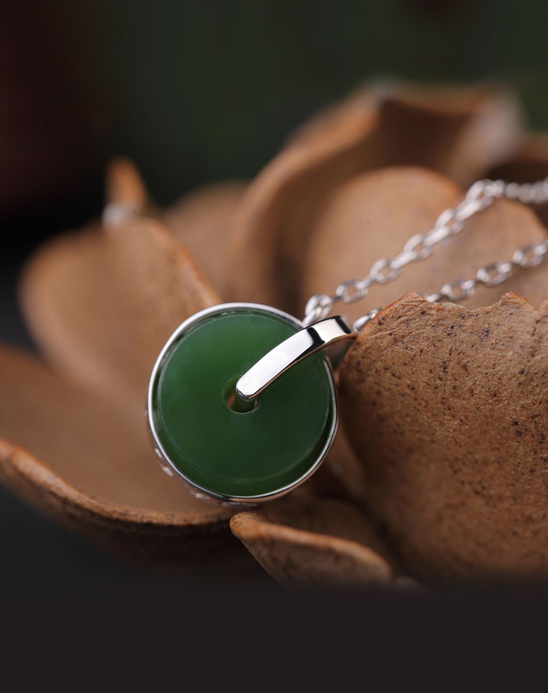 一生一石 翠羽明珰天然碧玉925银镶嵌吊坠