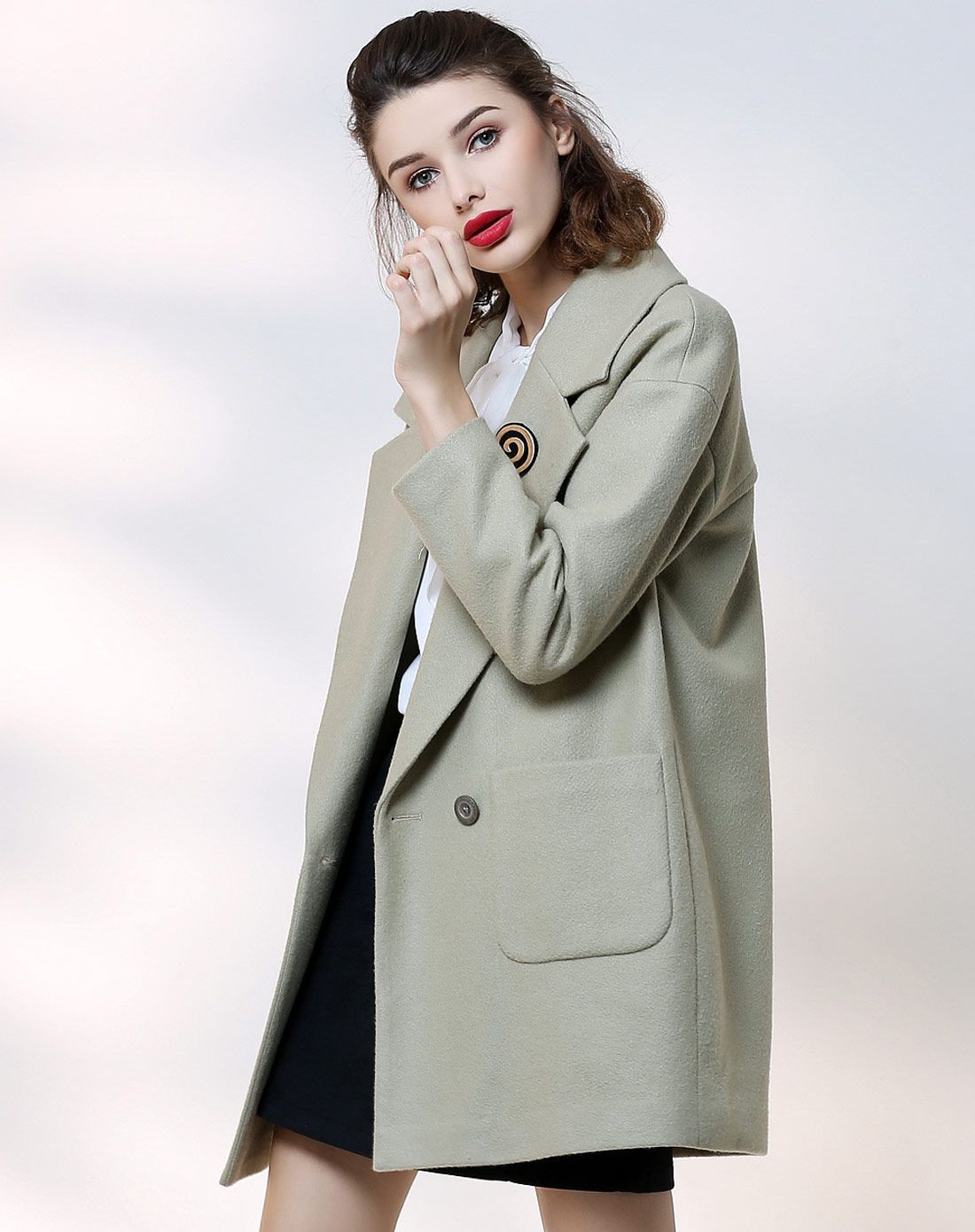豆绿色经典大衣(欧美版,建议选小一码)
