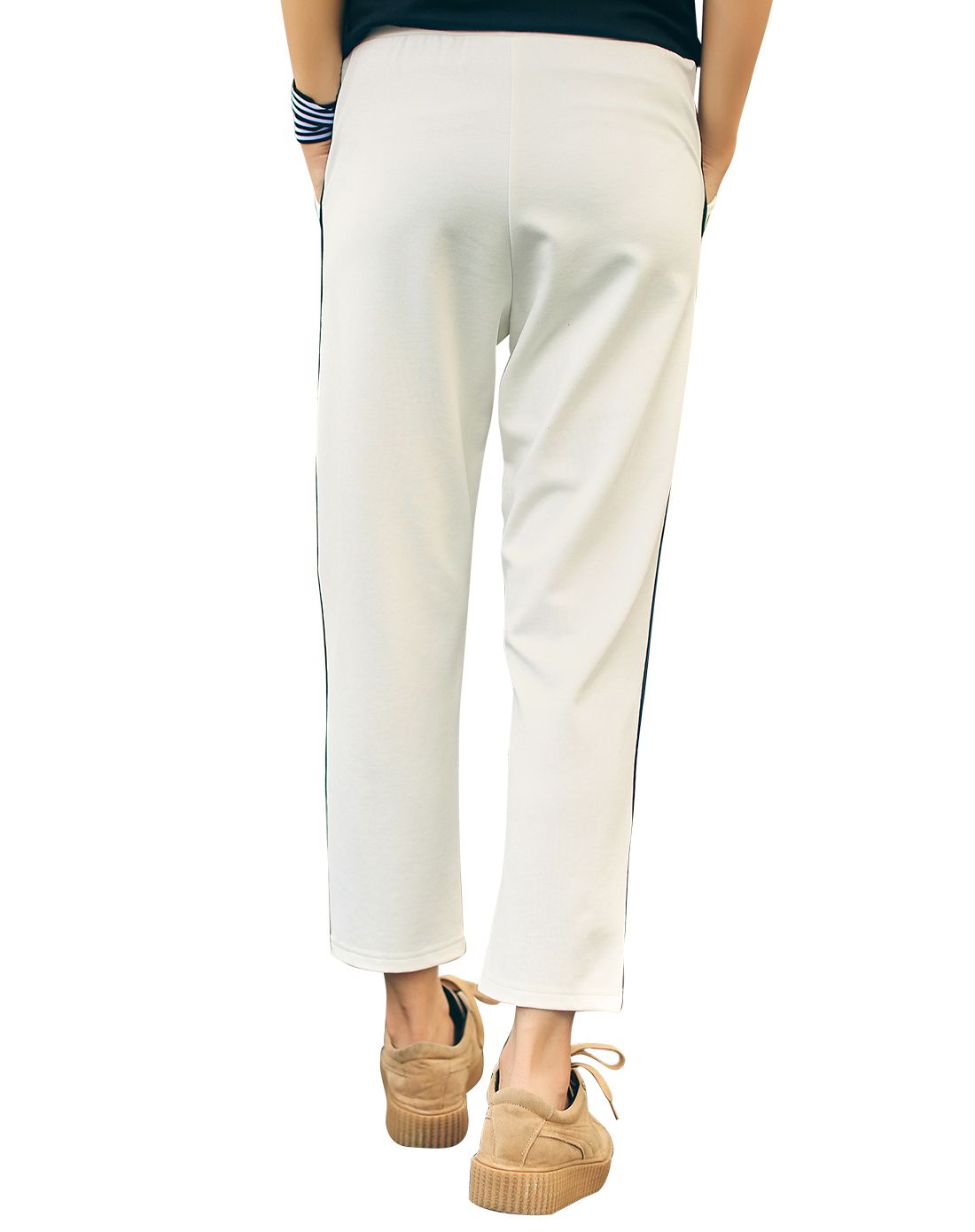 舒适透气 女款白色运动长裤 简约大方