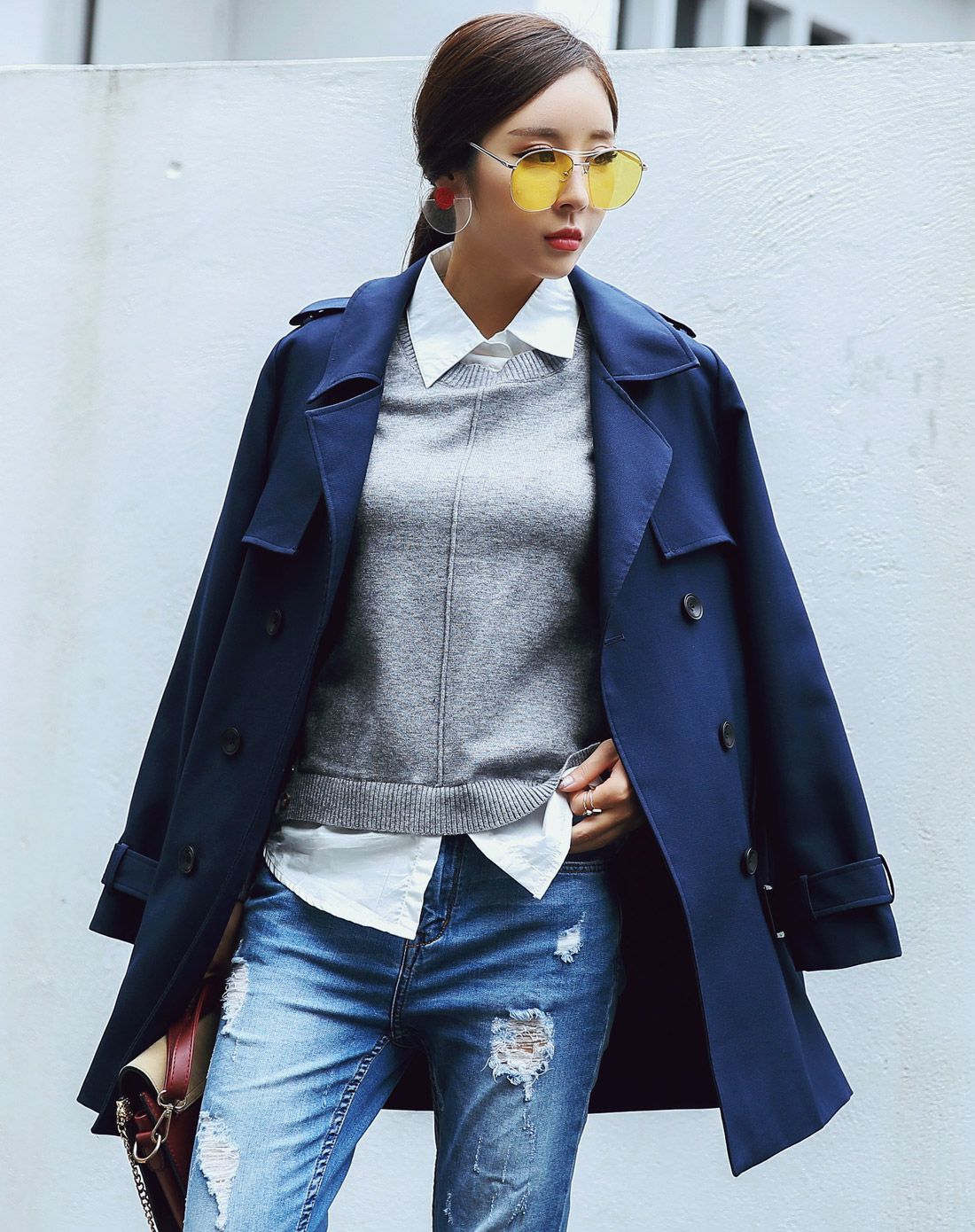韩版时尚藏蓝色翻领风衣(配腰带)