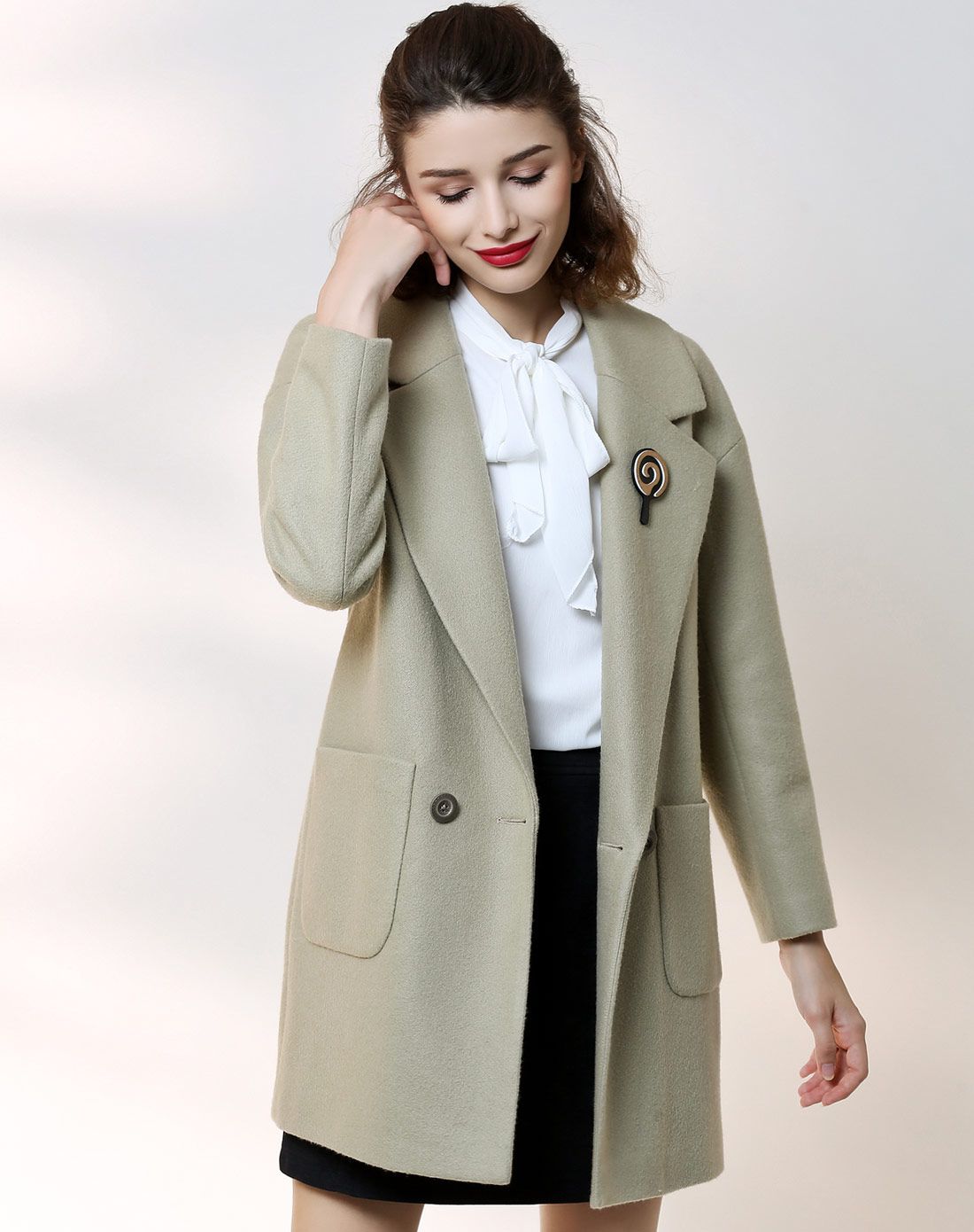 豆绿色经典大衣(欧美版,建议选小一码)