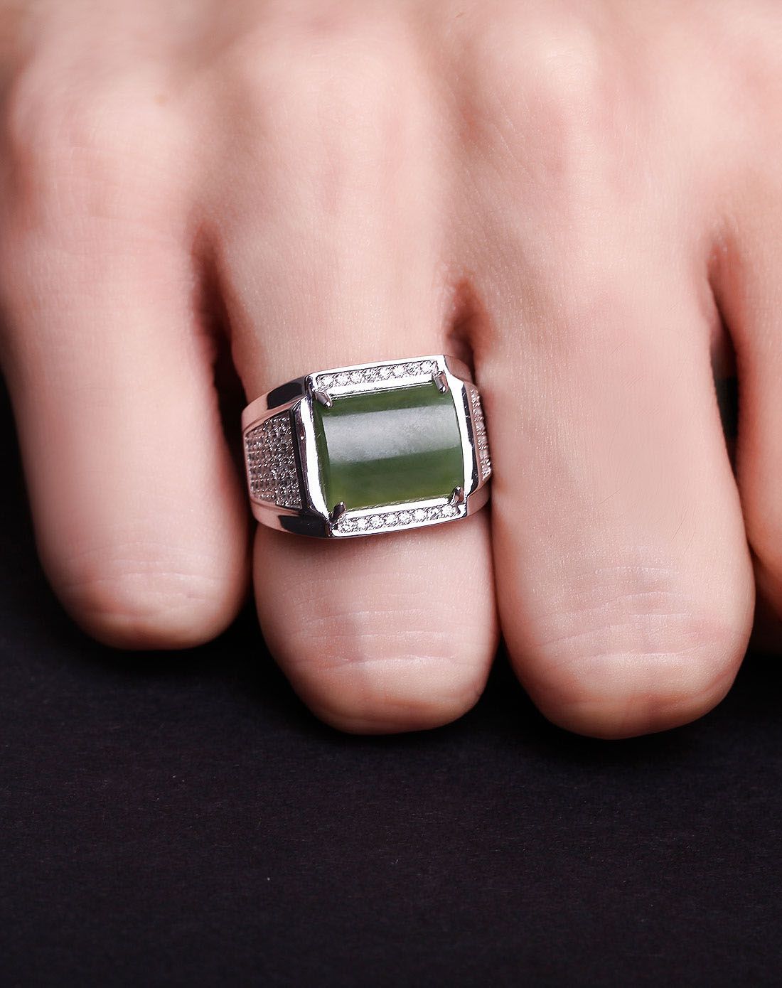 鑫万福 新品荷塘月色碧玉男戒