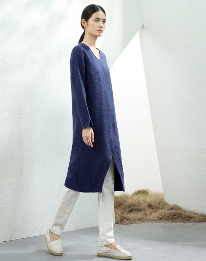 东方极简纯色v领镂空开叉连衣裙