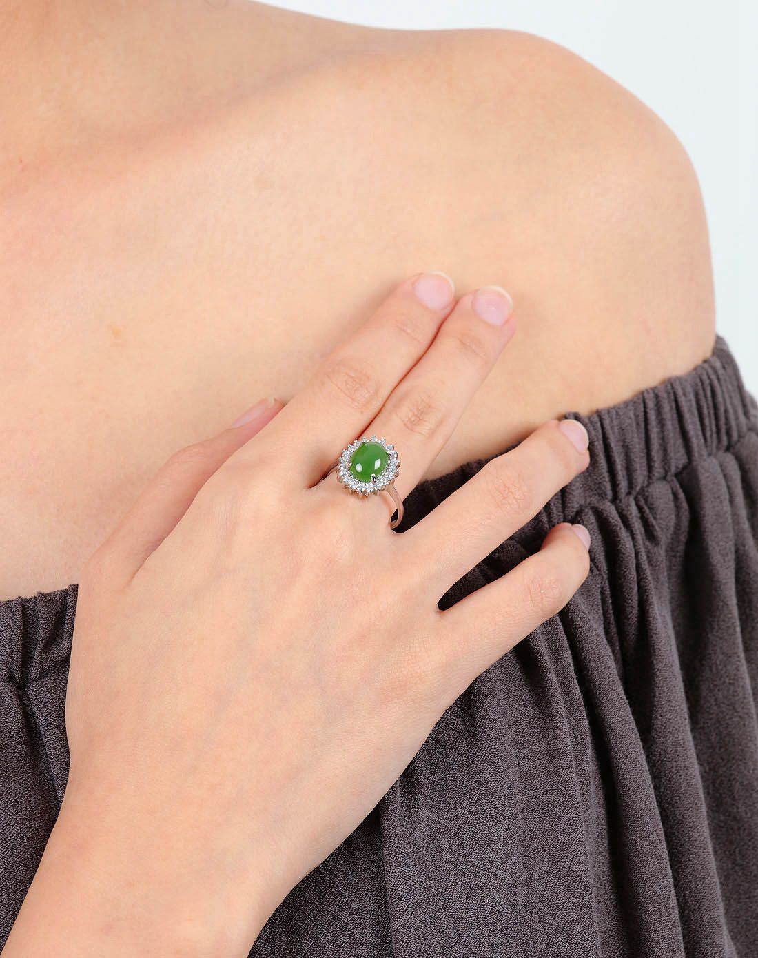 金万年 s925银镶天然和田碧玉戴妃经典款戒指