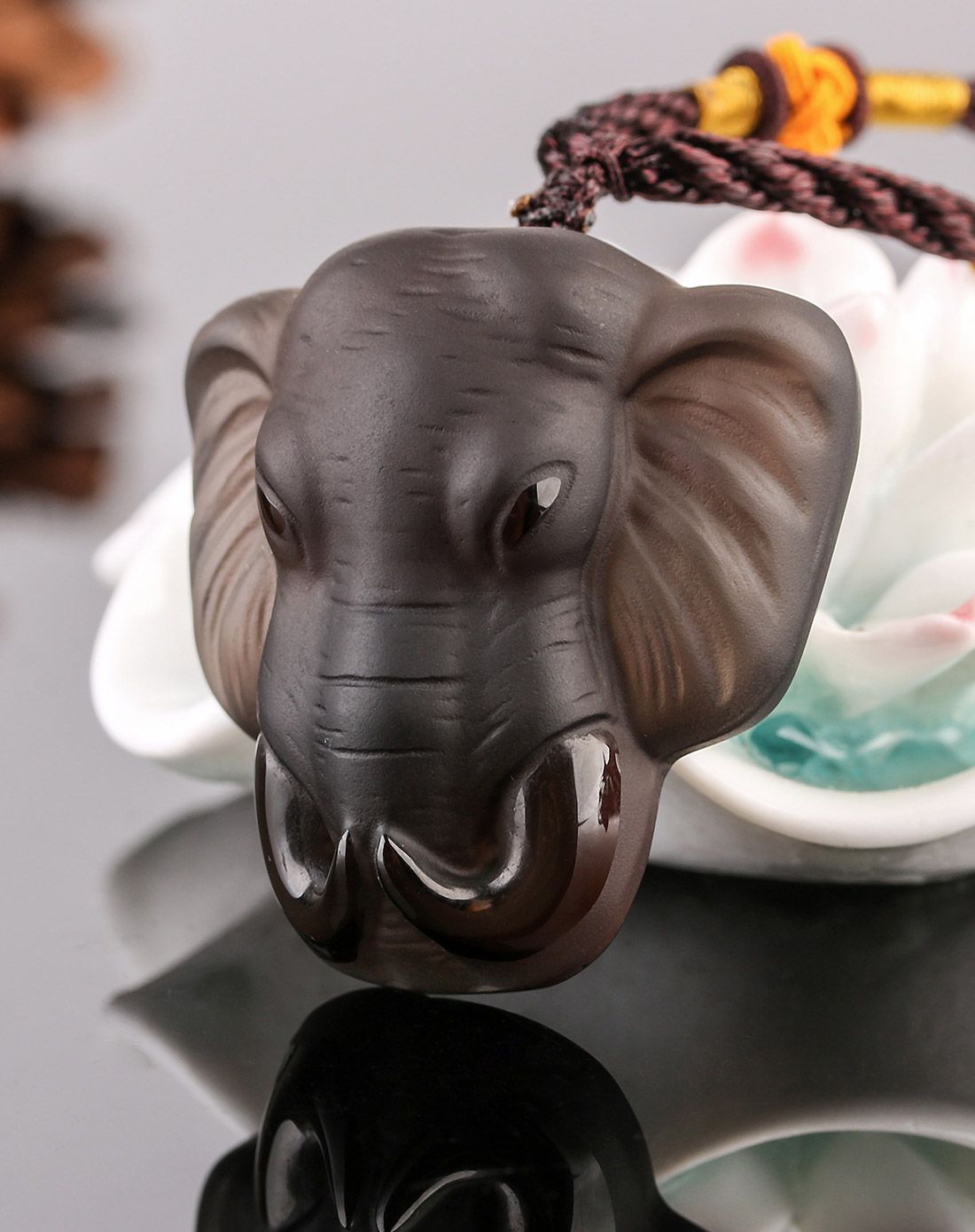 一生一石 万象更新天然冰晶黑曜石象头吊坠