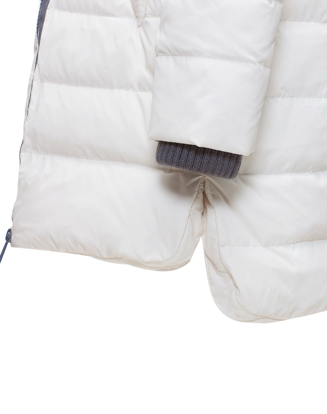 女果芽白羽绒服