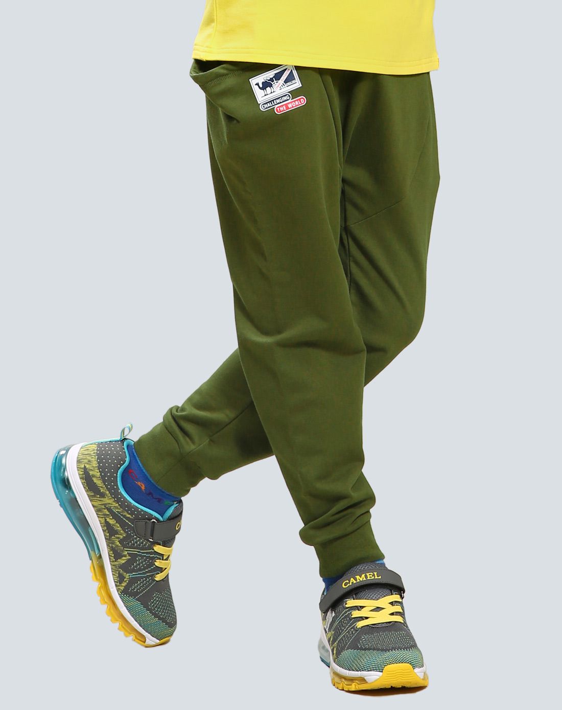 收缩腰头加大插袋 童装军绿卫裤