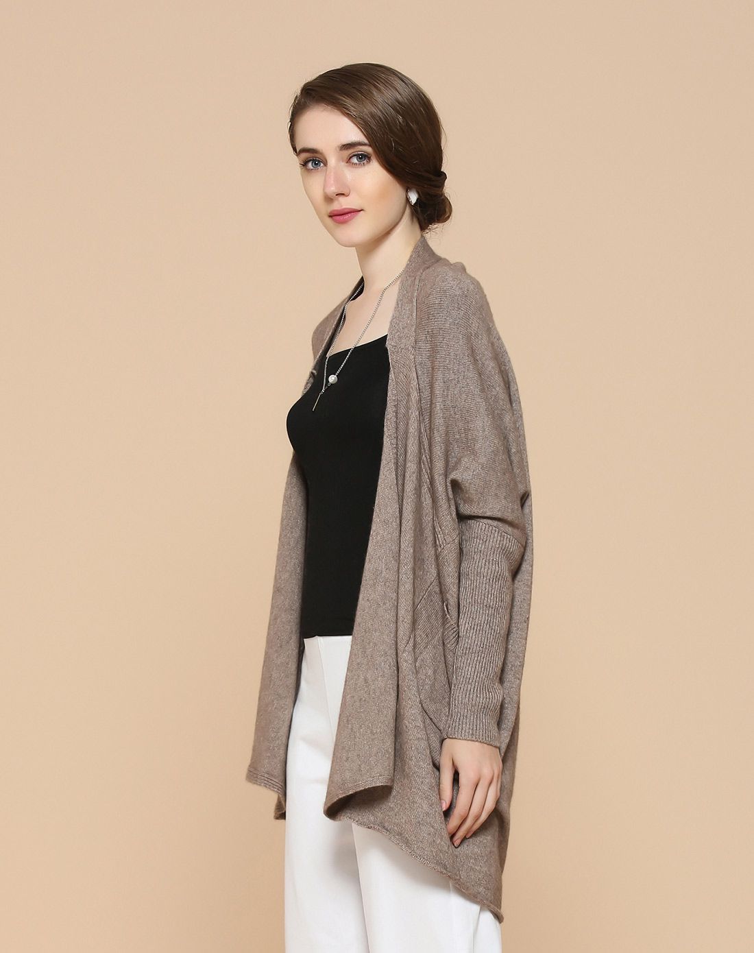 女深驼色开衫女式毛衣