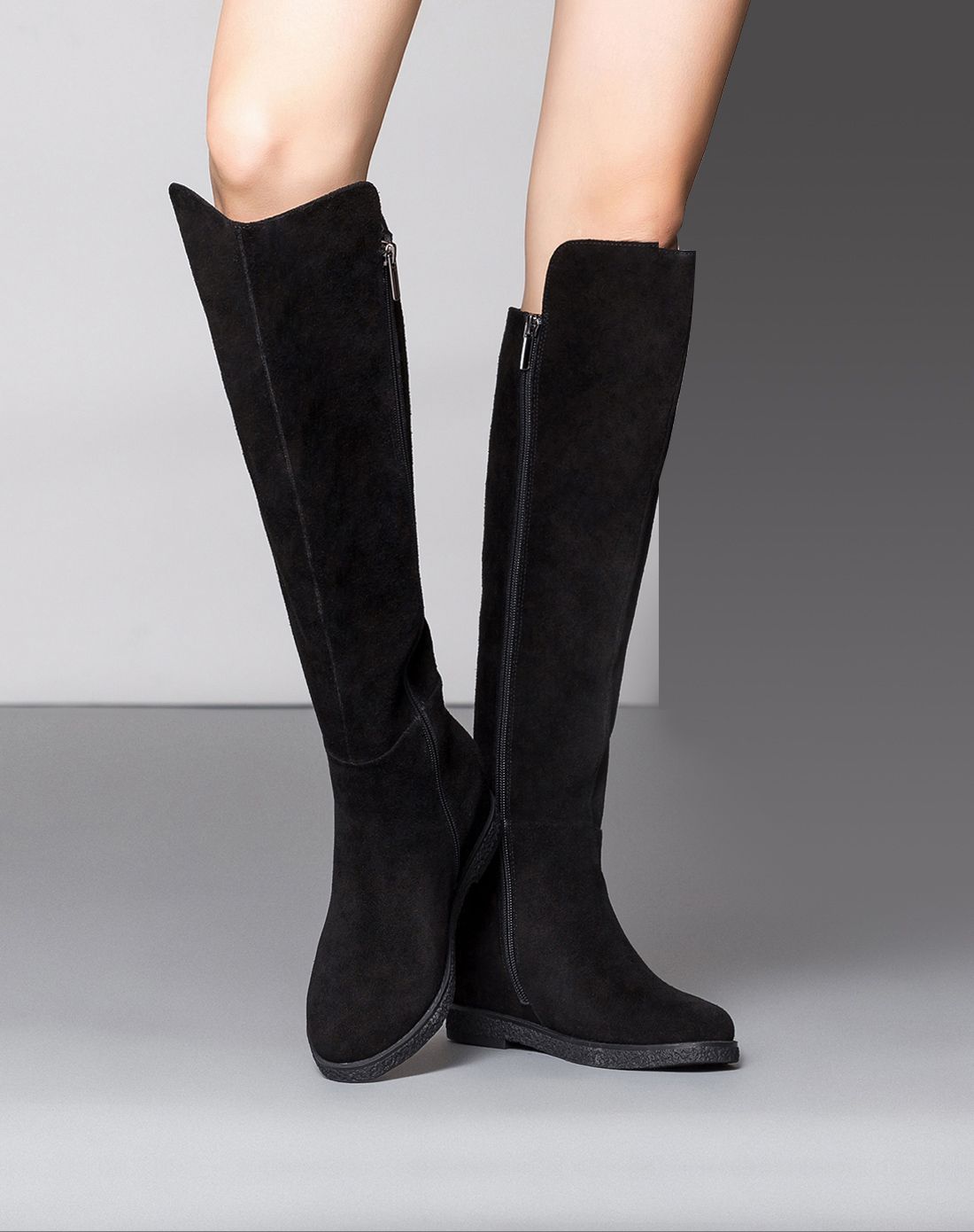 黑色牛皮绒平底长筒靴磨砂显瘦