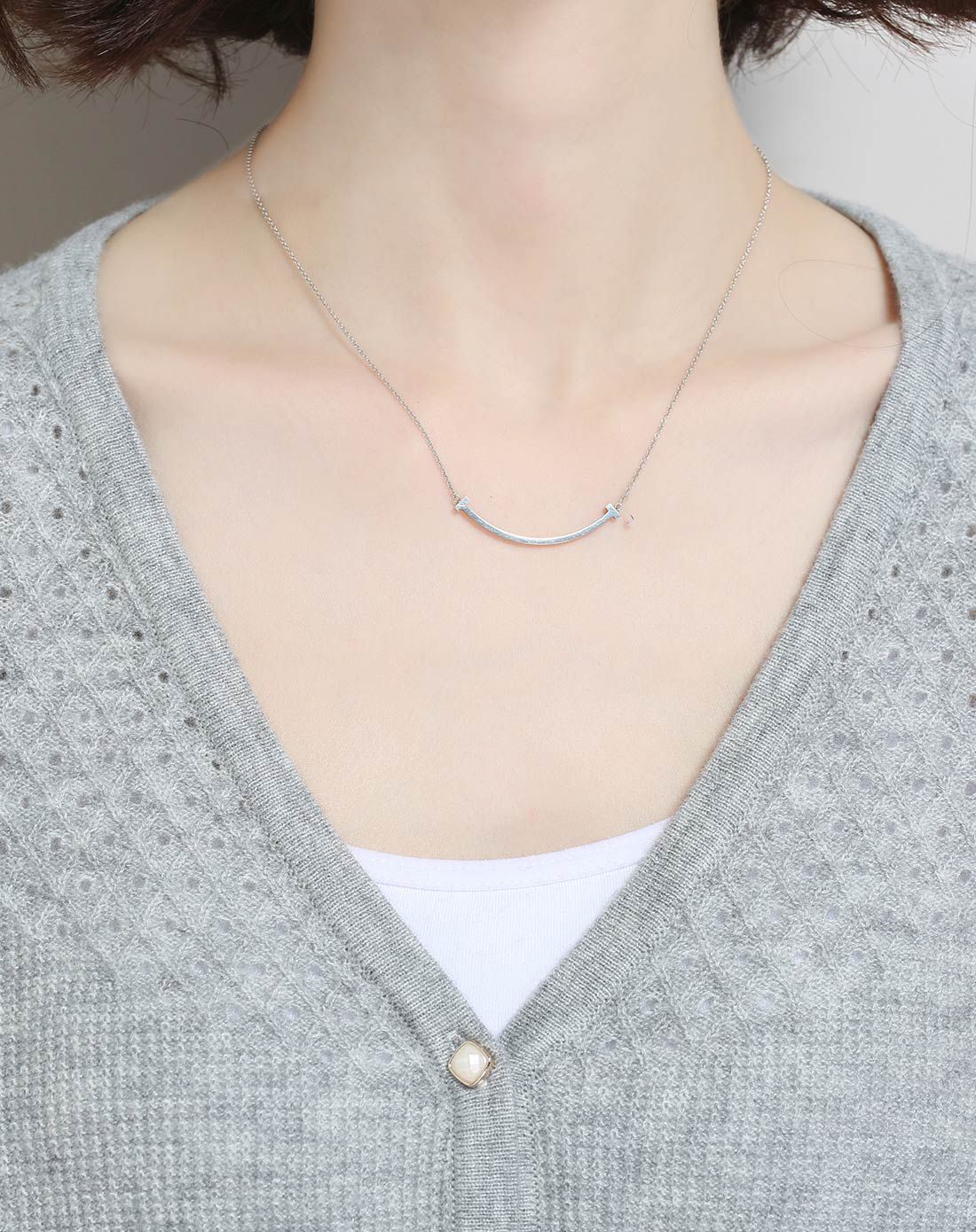 金菊灰色镂空大方百搭羊毛开衫a8622425-1412_唯品会