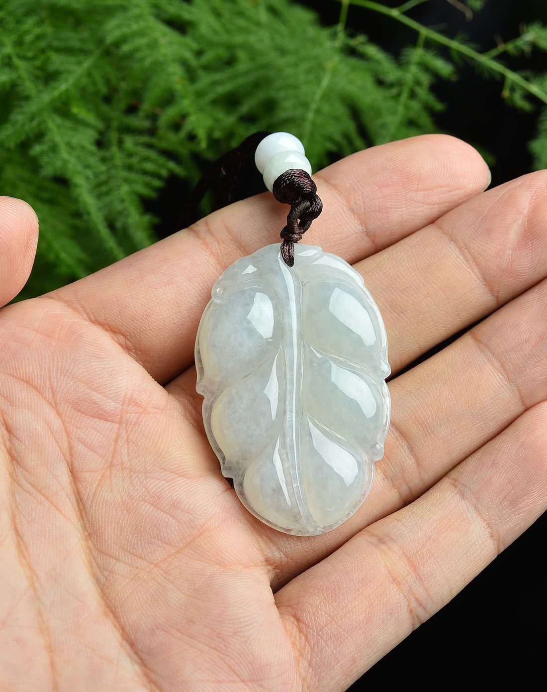 亿珍阁 天然a货浅绿冰糯种树叶翡翠挂件