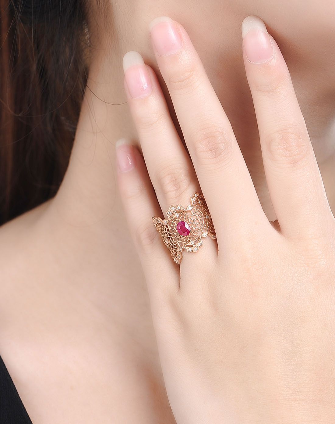 鑫万福 情迷古罗马18k金红宝石戒指