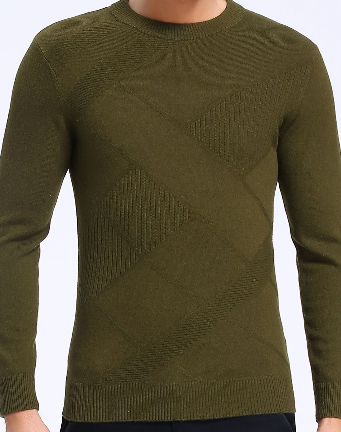 男款橄榄绿圆领暗纹羊毛衫