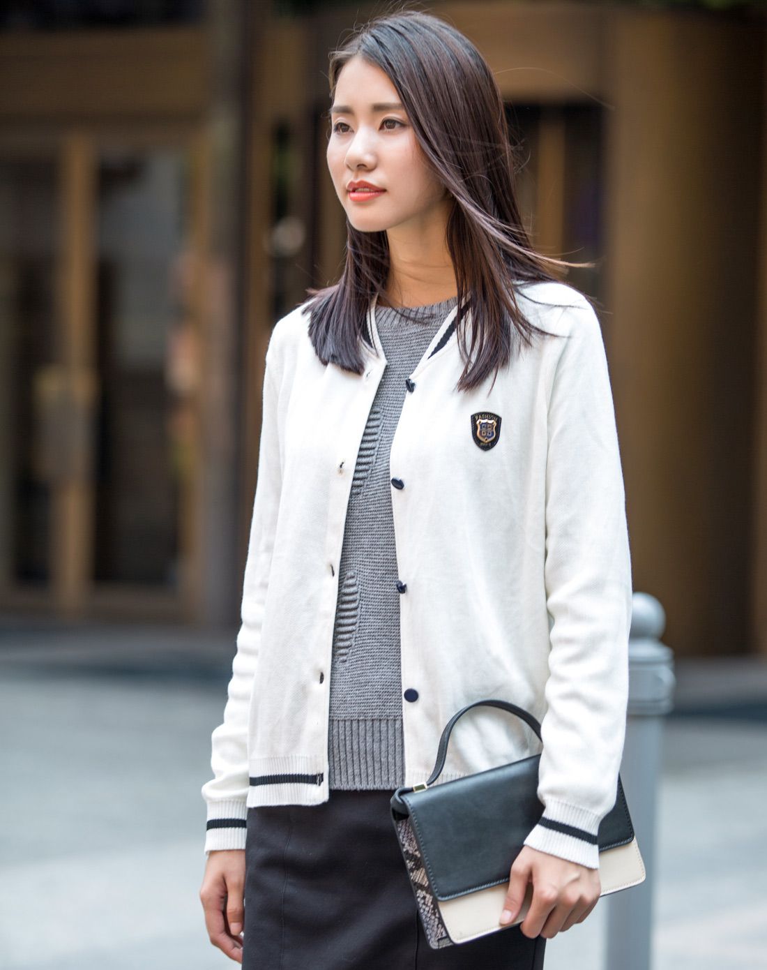 女米色韩版棒球服短款开衫