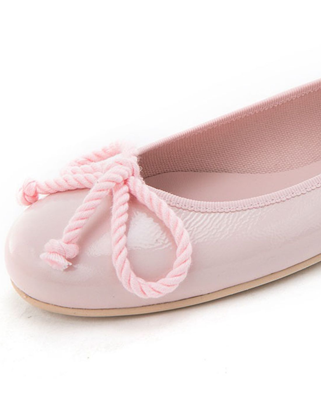 女士粉色平底芭蕾舞鞋