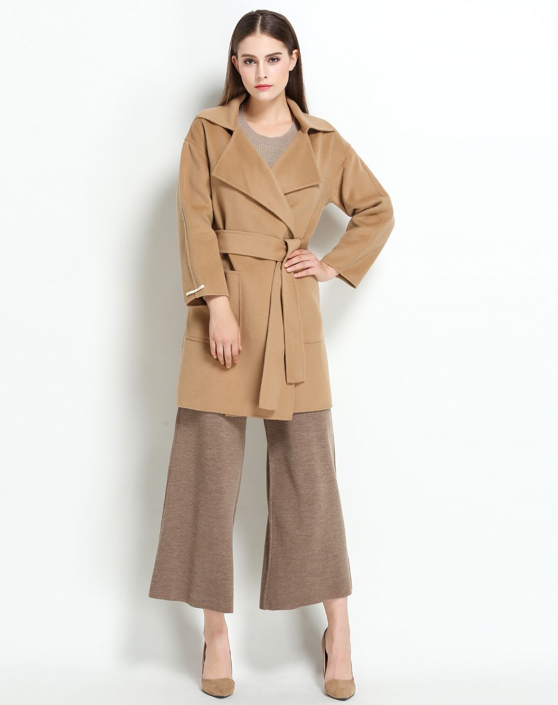 秋冬女款短款宽松腰带时髦净色双面呢大气翻领羊毛大衣