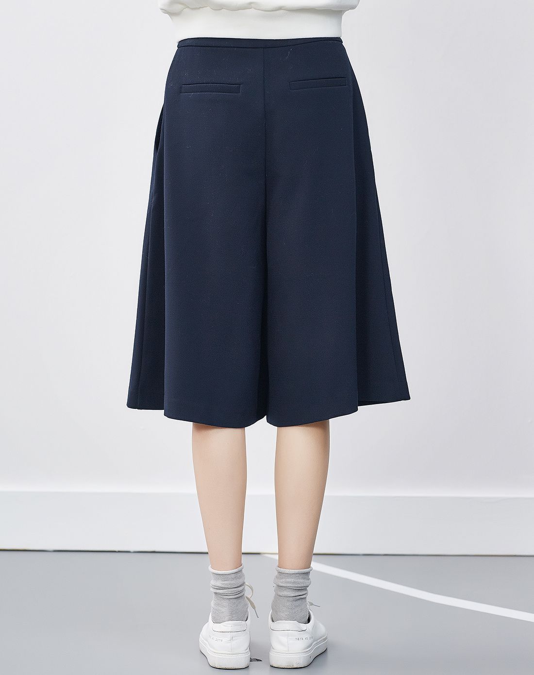 韩版纯色时尚裙裤