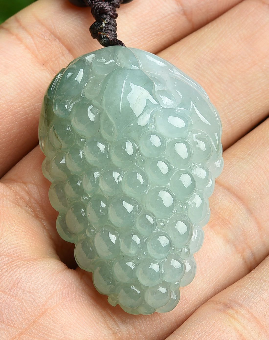 亿珍阁 天然a货浅绿冰糯种葡萄翡翠挂件附证书