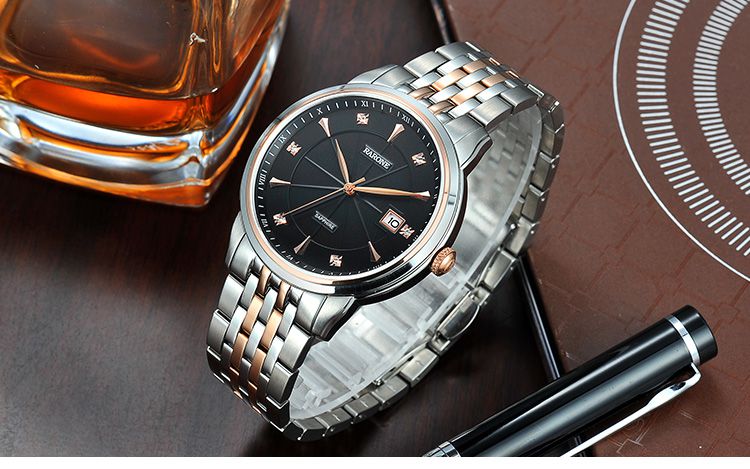 雷诺【孙红雷参与设计】骑士之盾系列石英男表